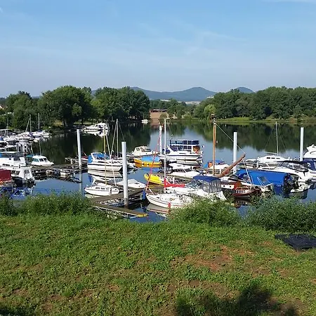 Resort Marina Labe לובוסיצה