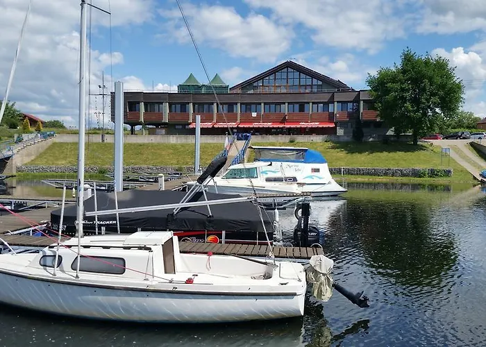 Hotel Resort Marina Labe 3*